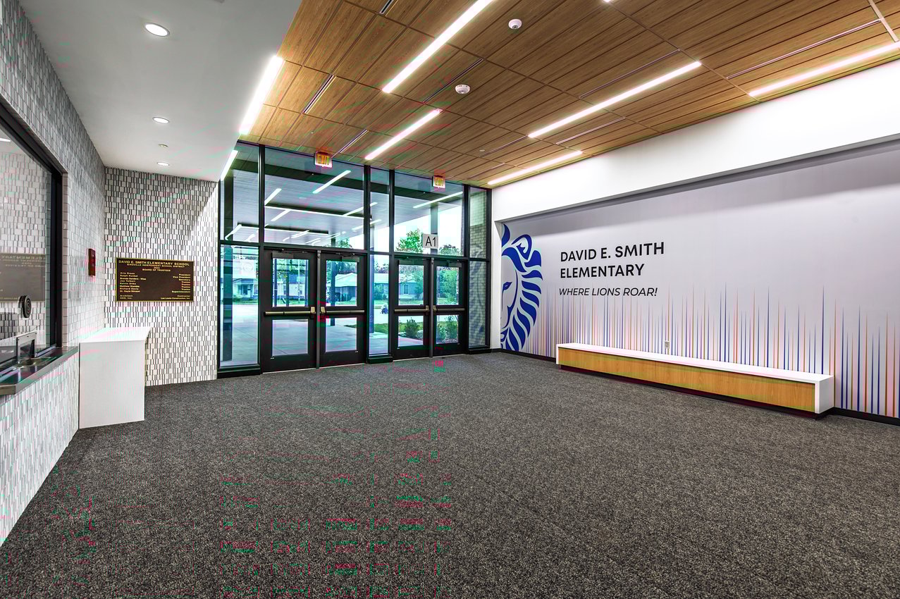 11-MainEntrance3