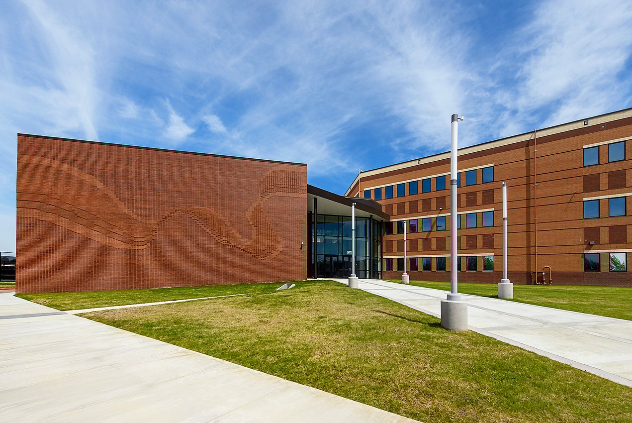 2-Birdville Haltom HS Ext 6