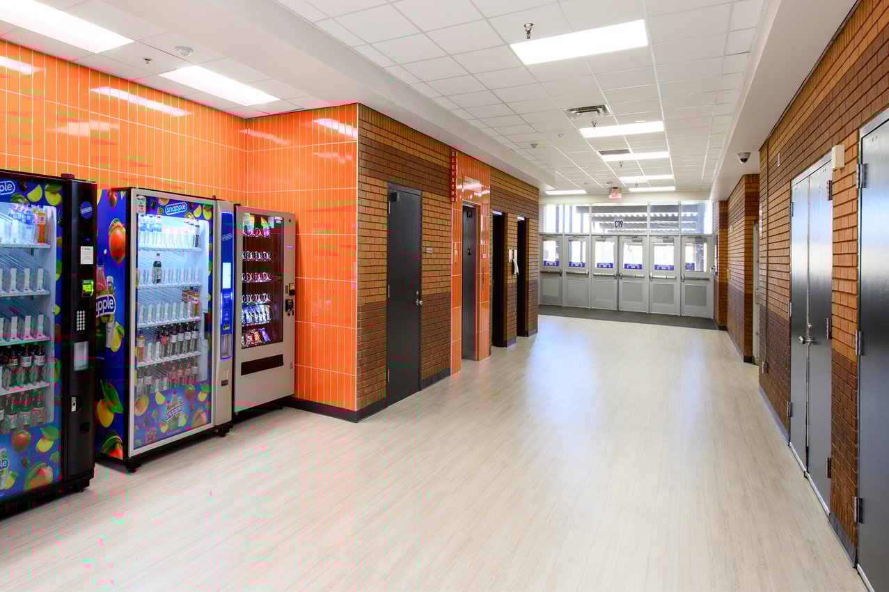 23-Birdville Haltom HS Main 6