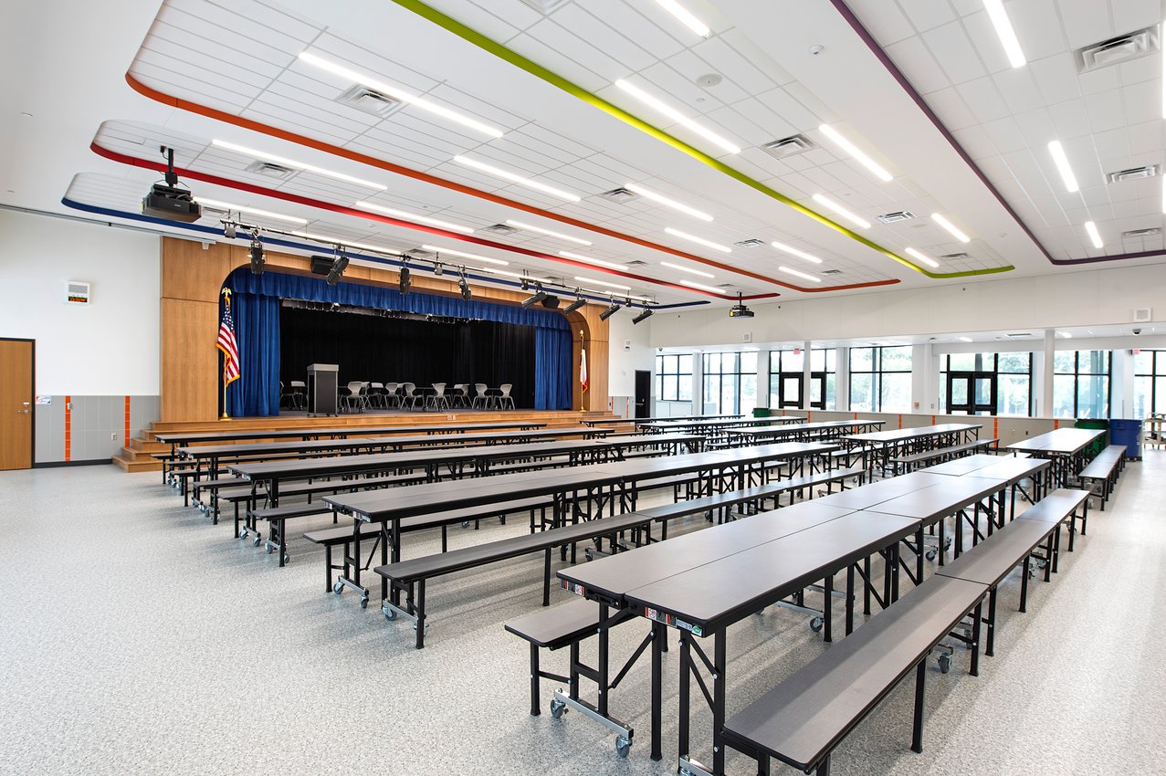 32-Cafeteria3