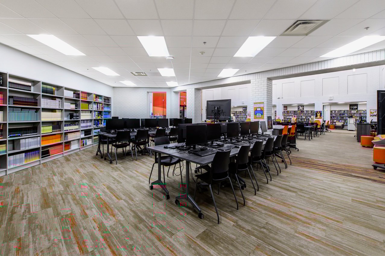 37-Birdville Haltom HS Library 10