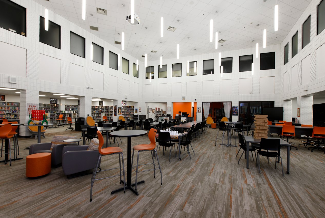 39-Birdville Haltom HS Library 11