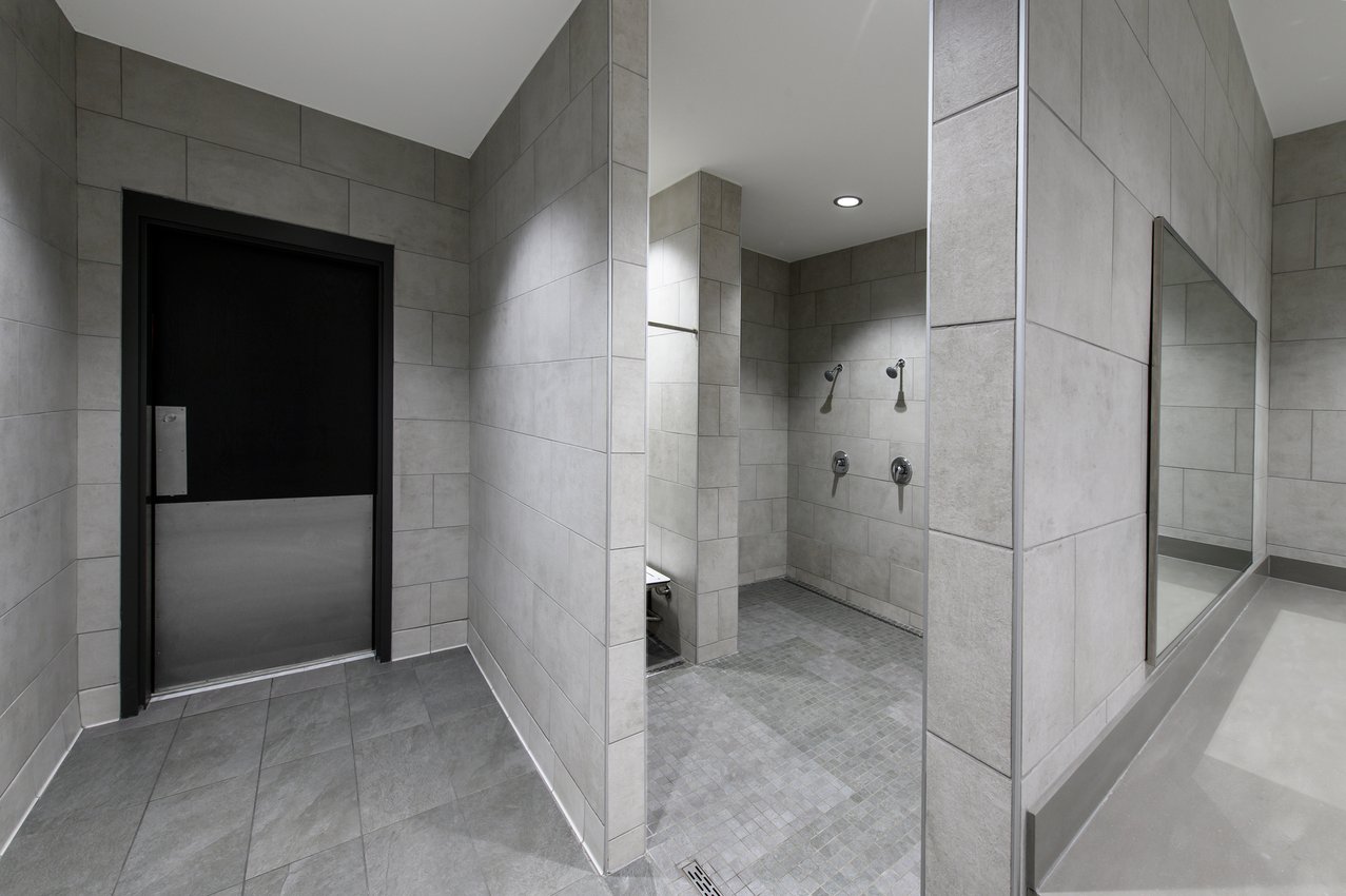 44-AISD Rodriguez Jr. High_boys_locker_bath