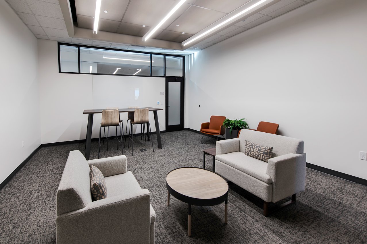 48-superintentent_lounge