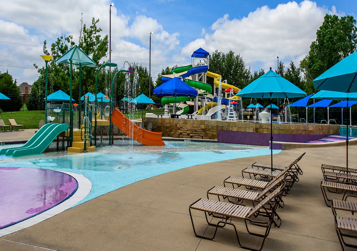 Plano Muehlenbeck Exterior Pool (5)